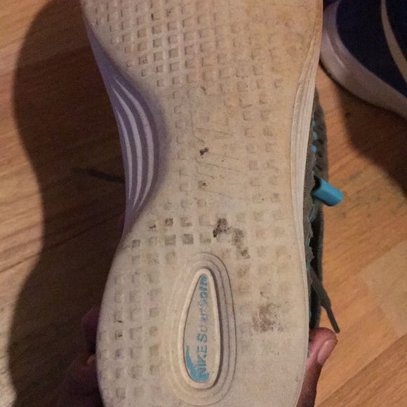 Nike Solarsoft Moccasins - Picture 4 of 6